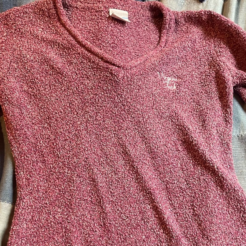 Columbia Women's V-Neck Sweater - Burgundy